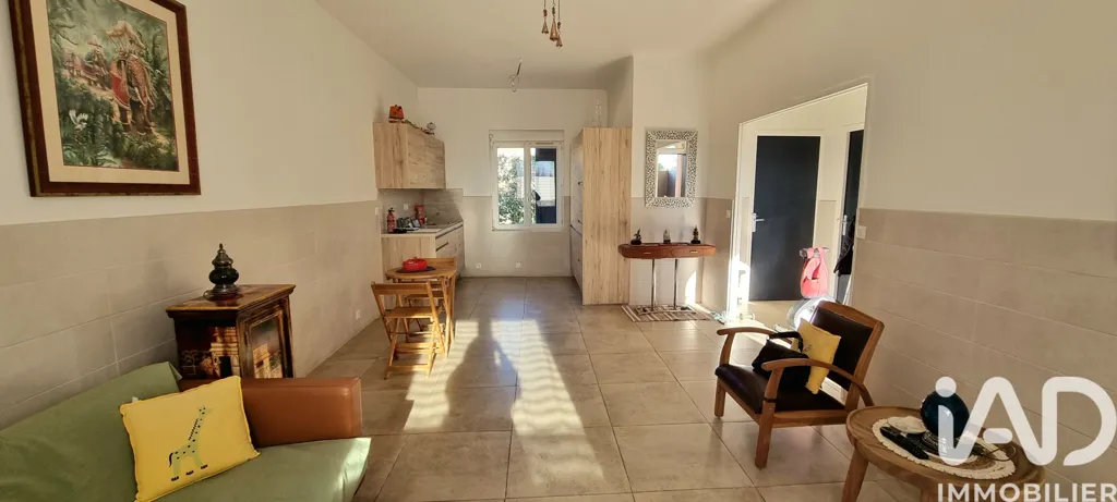 Esik - Renovated Villa with Terrace in Six-Fours-les-Plages