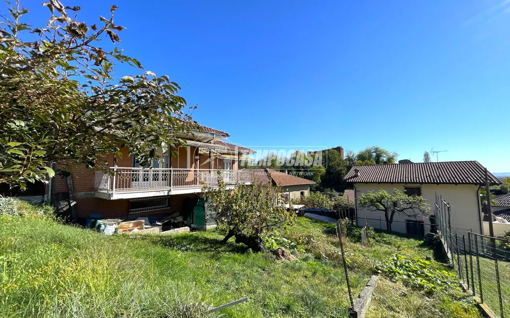 Jardin - Villa with Private Garden in Caluso