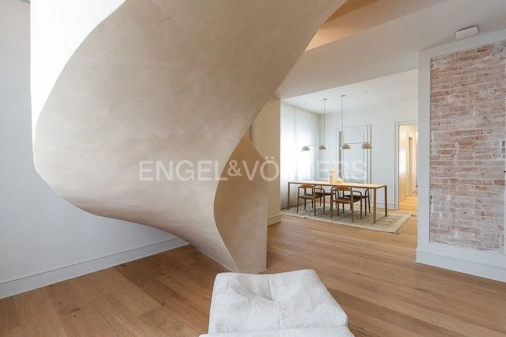 Elutuba - Renovated Penthouse with Terraza in La Seu