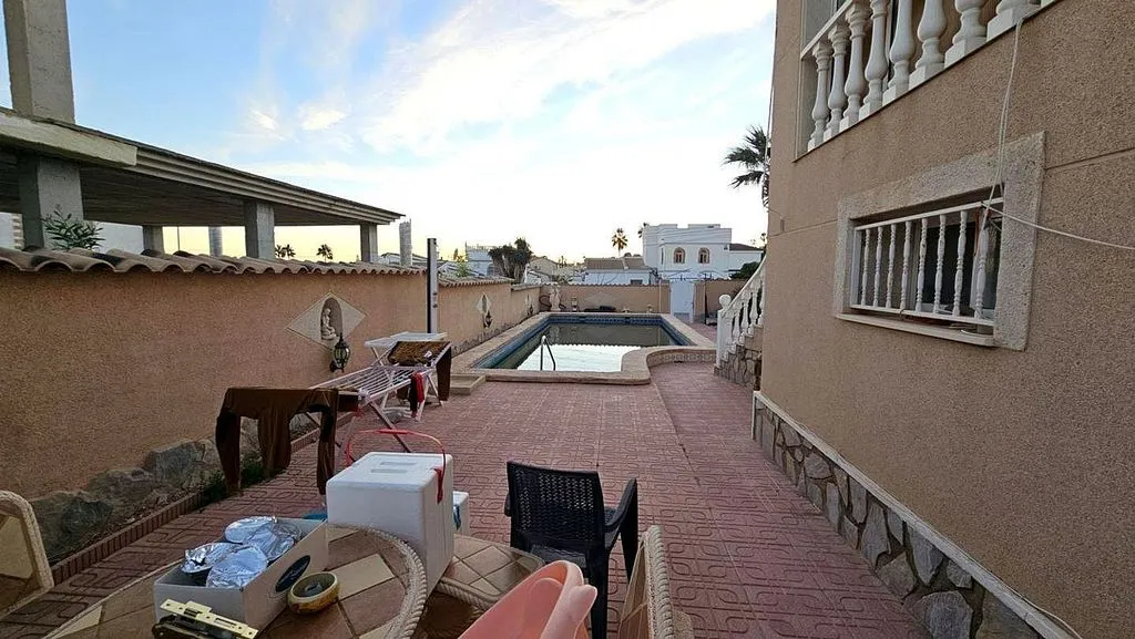 Piscine - Chalet with Pool and Terrace in Ciudad Quesada