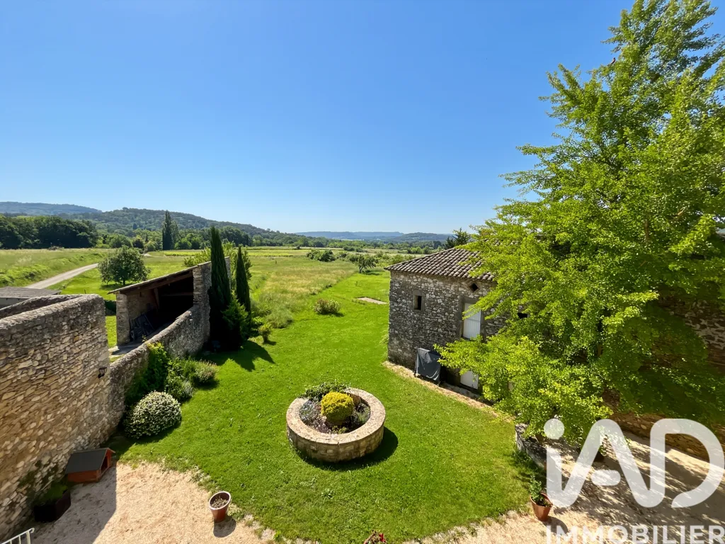 Giardino - Rustic Stone Mas with Garden in Goudargues