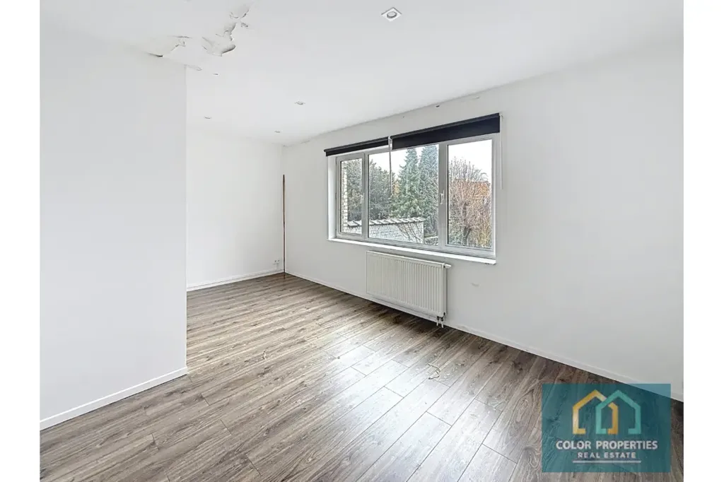 Pièces - Appartement à Rénover avec Jardins Intérieurs à Ganshoren