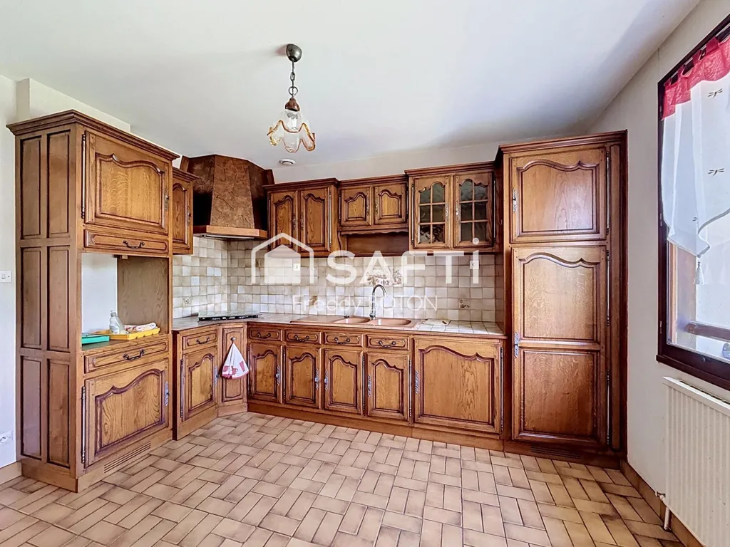 Kitchen - 1980s House with Garden in Secondigny