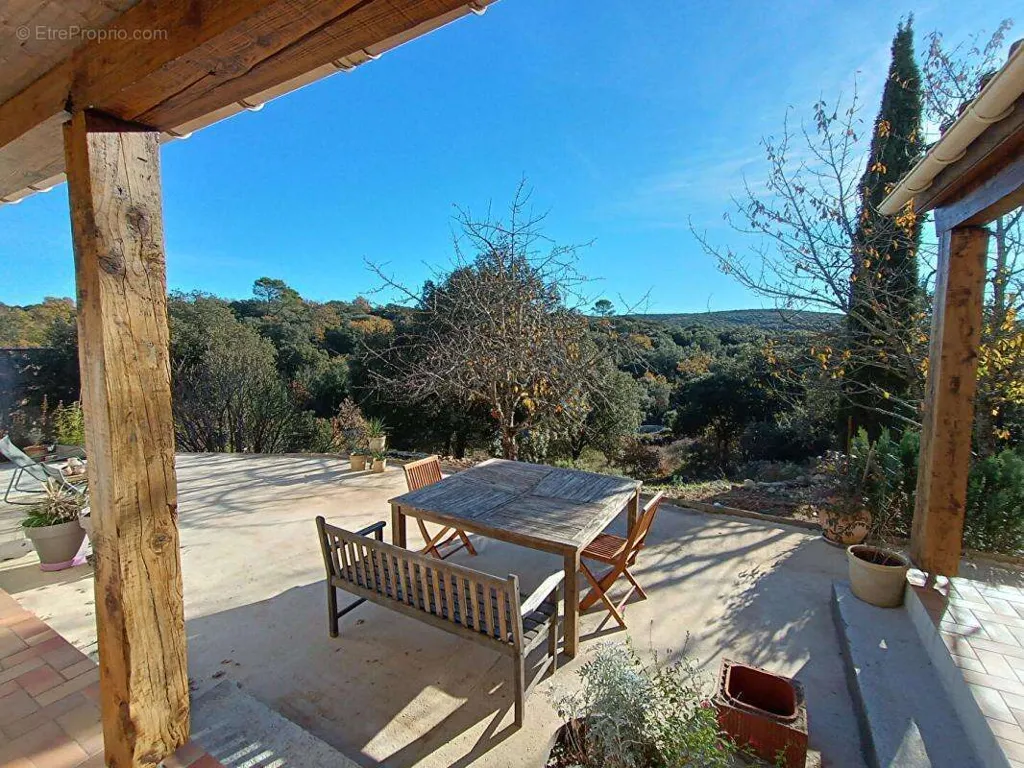 Terrazza - Villa with Forest View in La Boissière