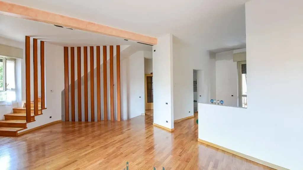 Elutuba - Semi-detached House with Garden in Giussano