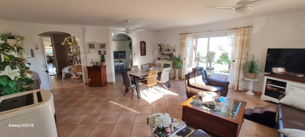 Elutuba - Villa with Pool in Languedoc-Roussillon