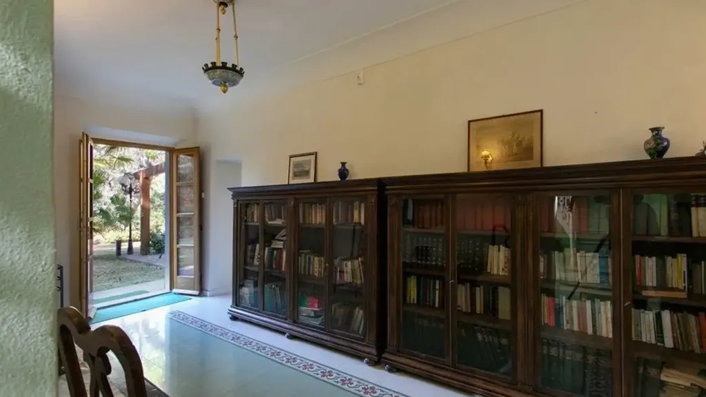 Kabinet - Historic Villa with Pool in Porto Azzurro