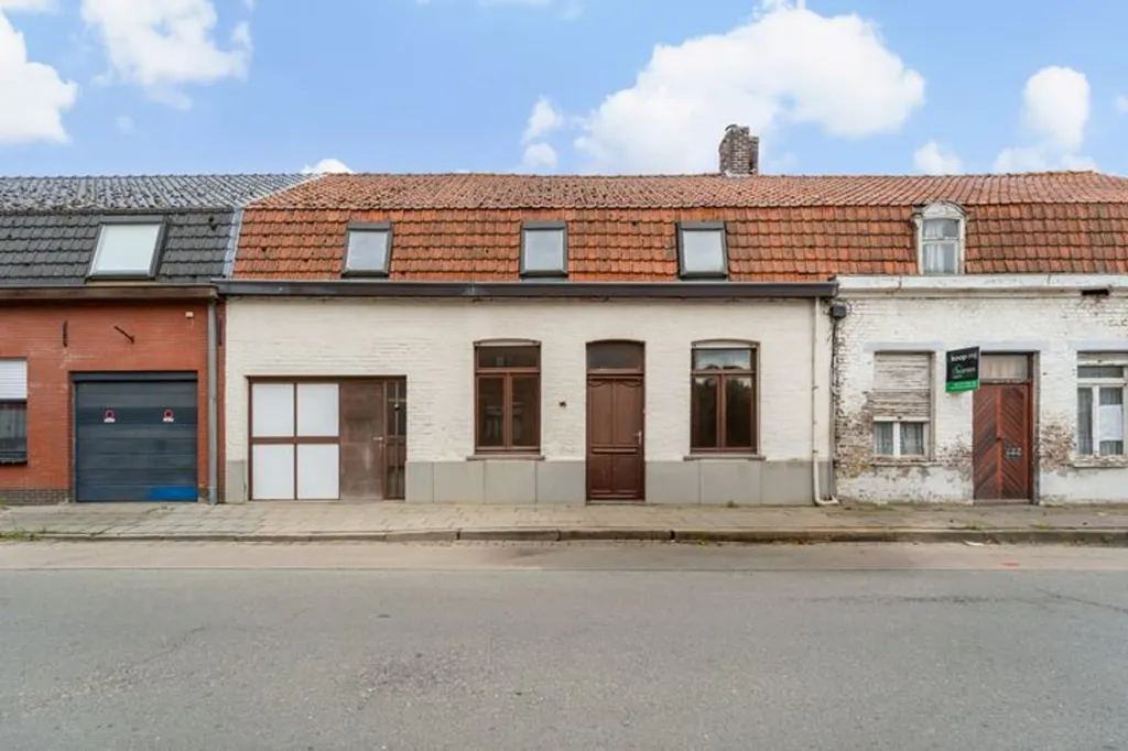 Välivaade - Renovation Project House with Terrace in Poperinge