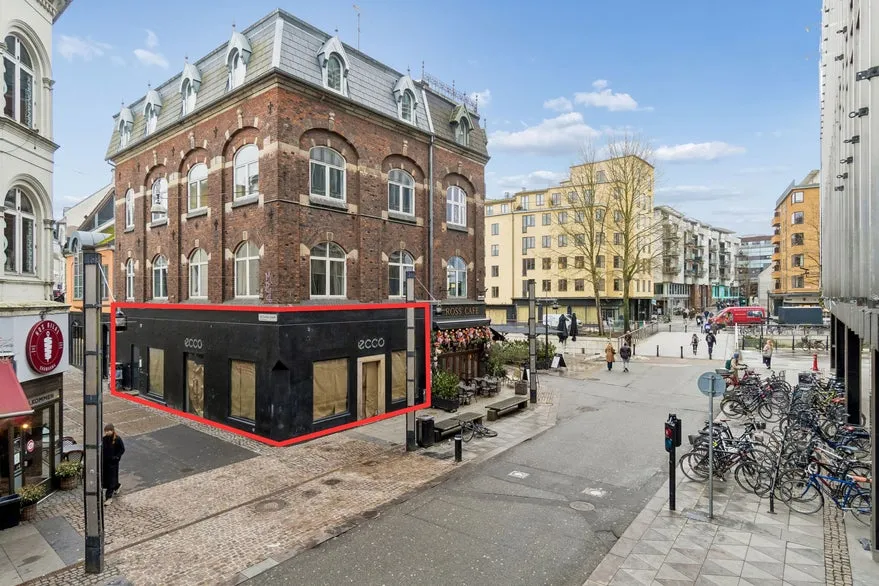 Extérieur - Retail Unit with Double Exposure in Aarhus C