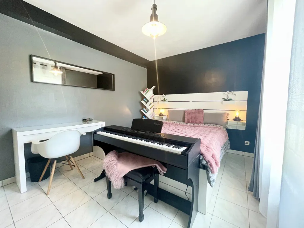 Chambres - Appartement de luxe avec terrasse à Mondorff