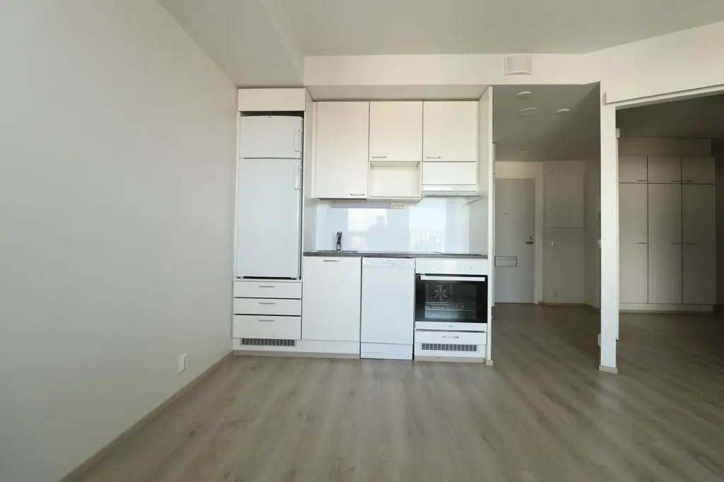 Köök - Spacious One-Bedroom Flat in Etu-Lyötty, Oulu