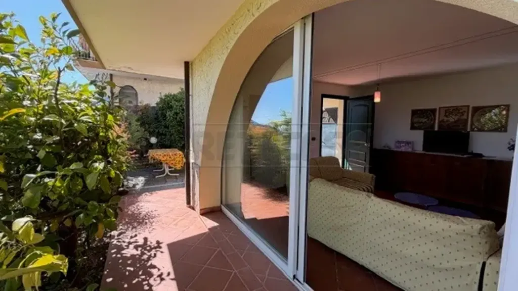 Terrass - Restored Apartment with Sea View in Boissano