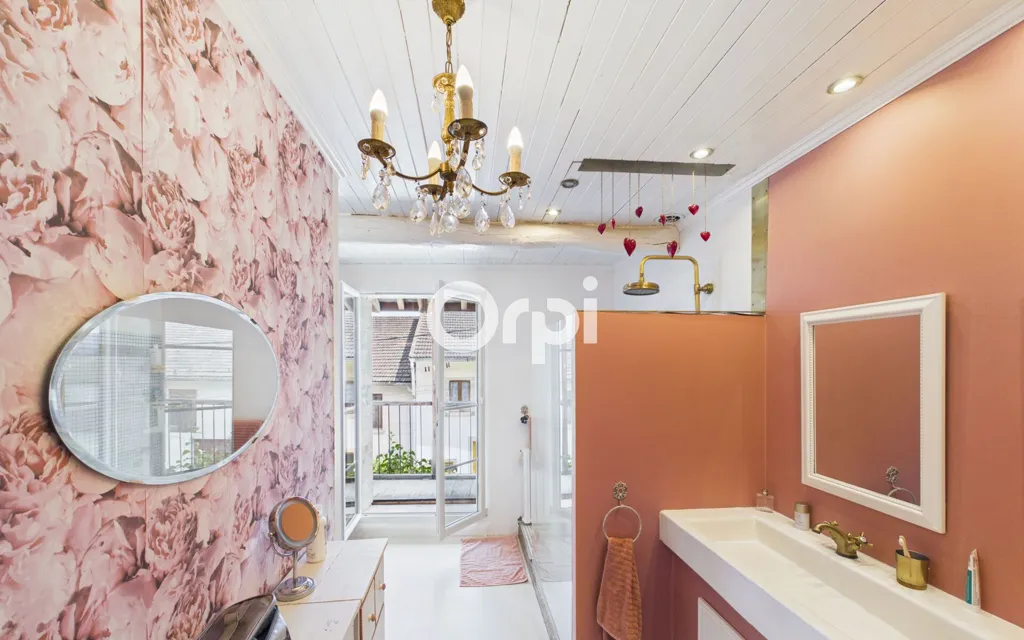 Bathrooms - Renovated Farmhouse with Garden in Vescles