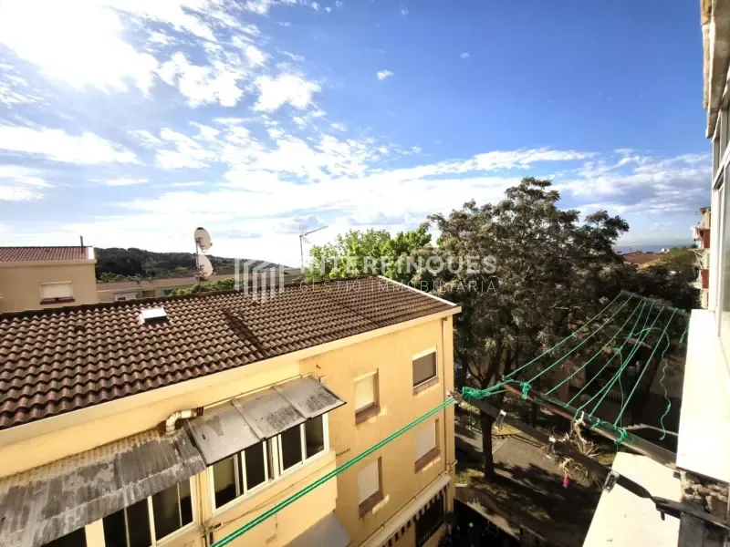 Rõdu - Apartment with Balcony in Badalona