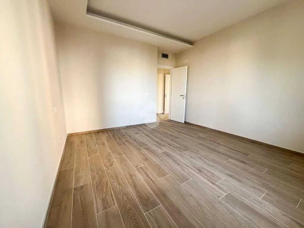 Pièces - Bright 3-Room Apartment with Balcony in San Severo
