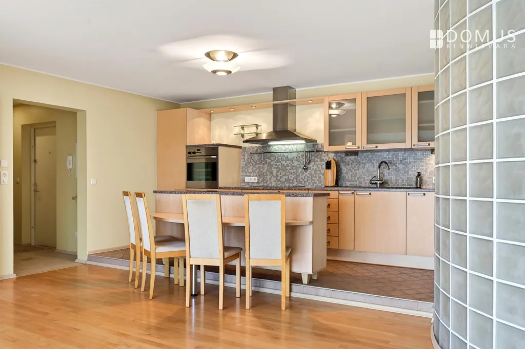Cucina - Apartment with Garden Views in Pääsküla