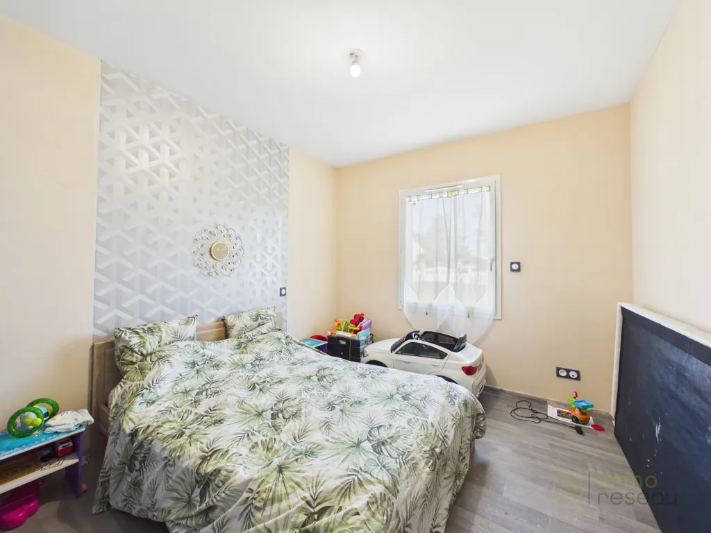 Magamistoad - Recent Bungalow with Garden in Accessible Location