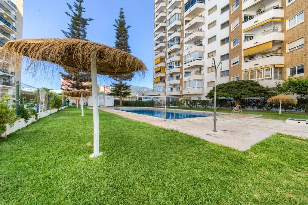 Bassein - Beachfront Flat with Sea View in Fuengirola