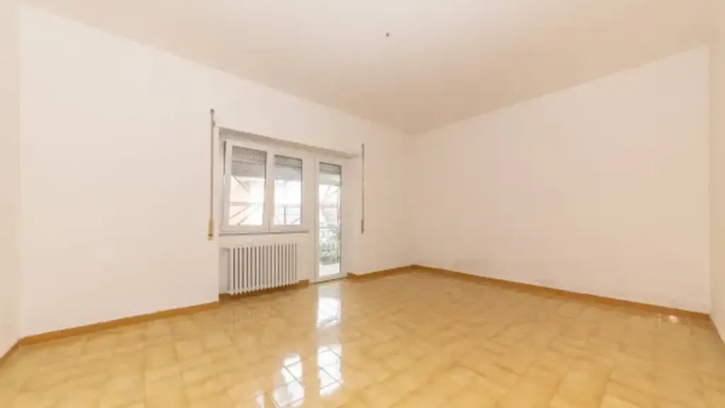 Pièces - Spacious Apartment with Balcony in Ciampino