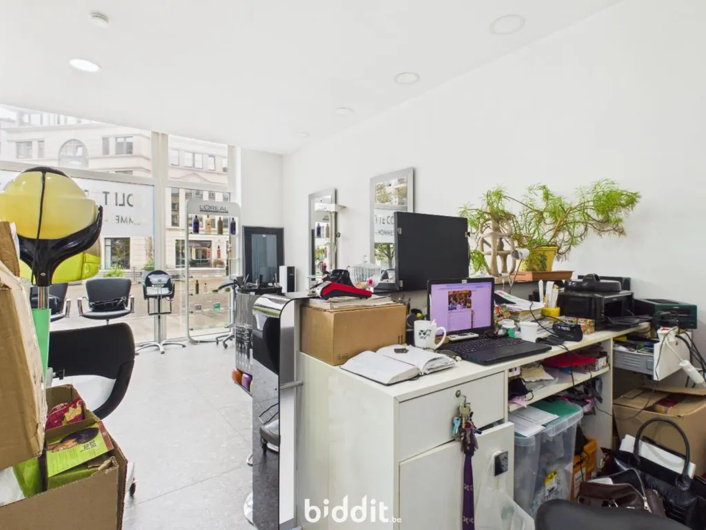 Bureau - Commerce avec Visite Virtuelle à Auderghem