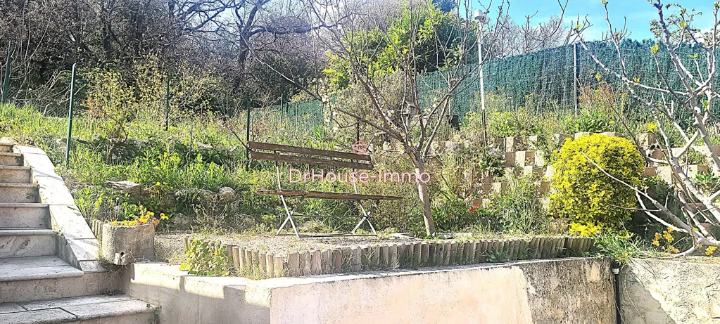 Jardin - Maison avec Piscine et Vue Dégagée à Marseille-11e