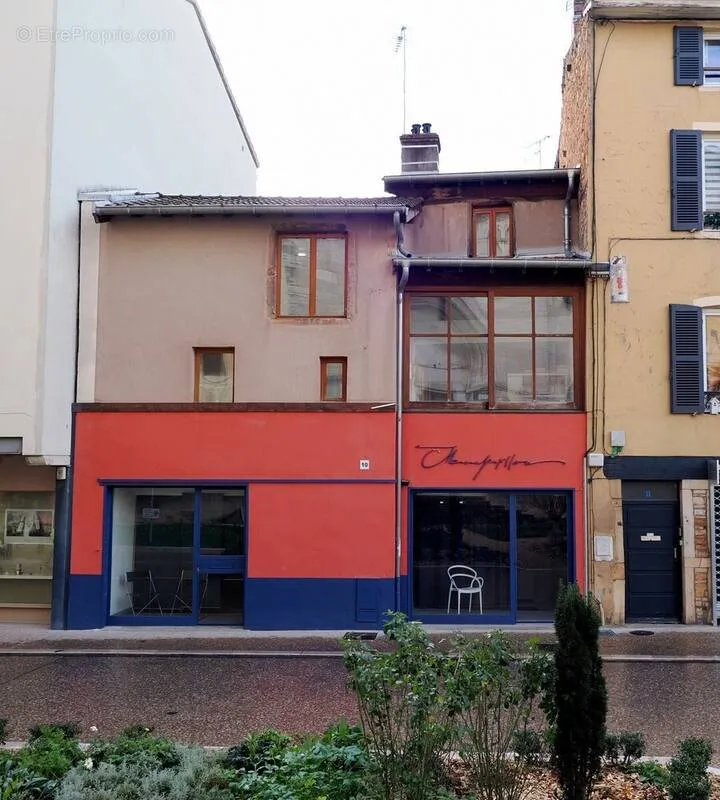 Maison 6 pièces à Macon