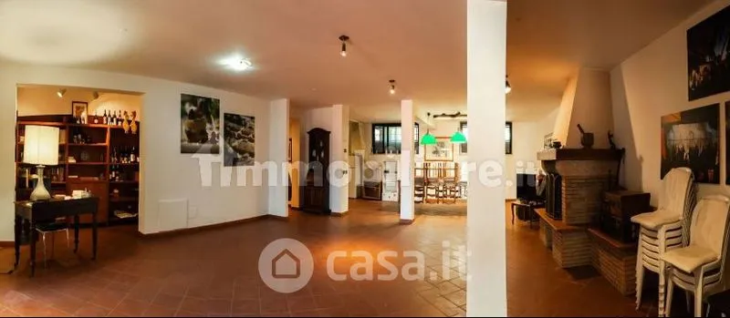 Elutuba - Villa with Pool and Private Park in Latina