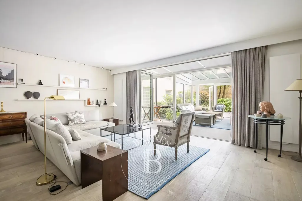 Séjour - Appartement Luxe avec Veranda à Paris