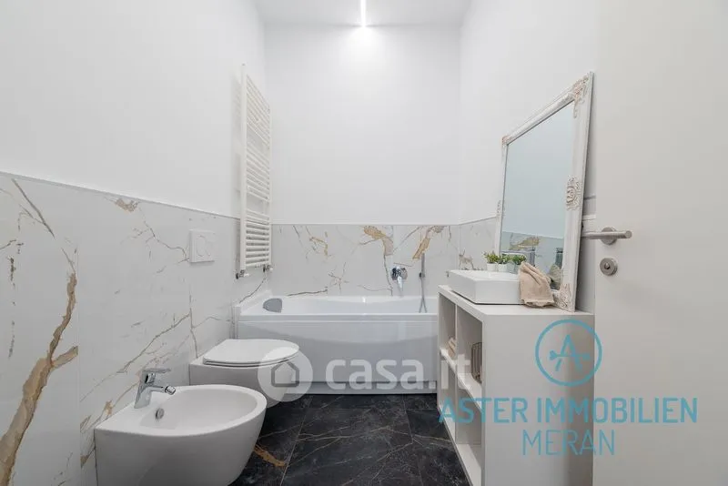 Bagni - Historic Apartment with Balcony in Merano