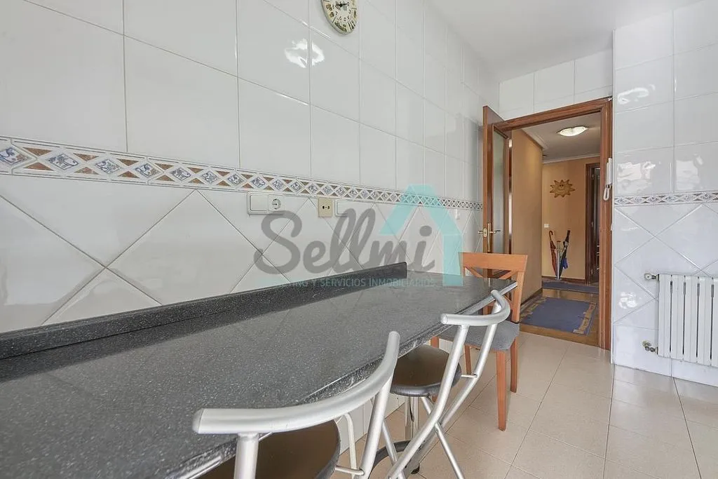 Salle à manger - Furnished Apartment with Pool in Viesques