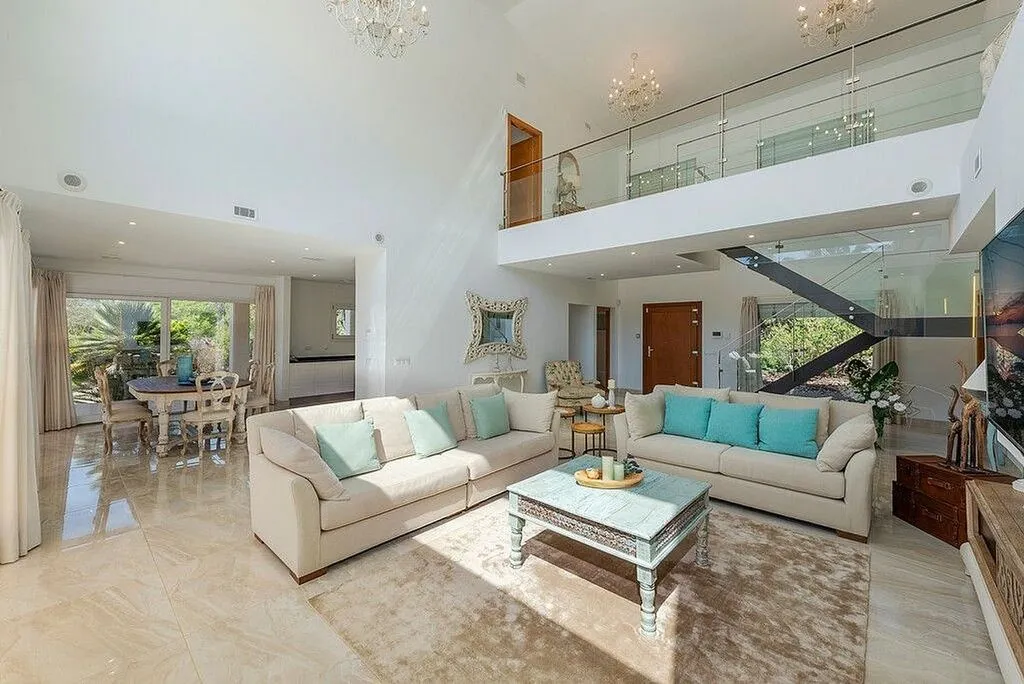 Soggiorno - Contemporary Wooden Villa with Pool in Pollensa