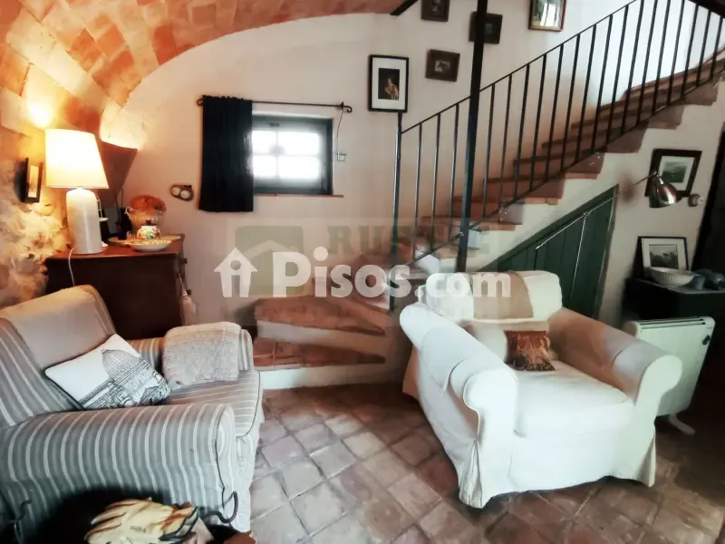 Elutuba - Rustic House with Patio near Ventalló
