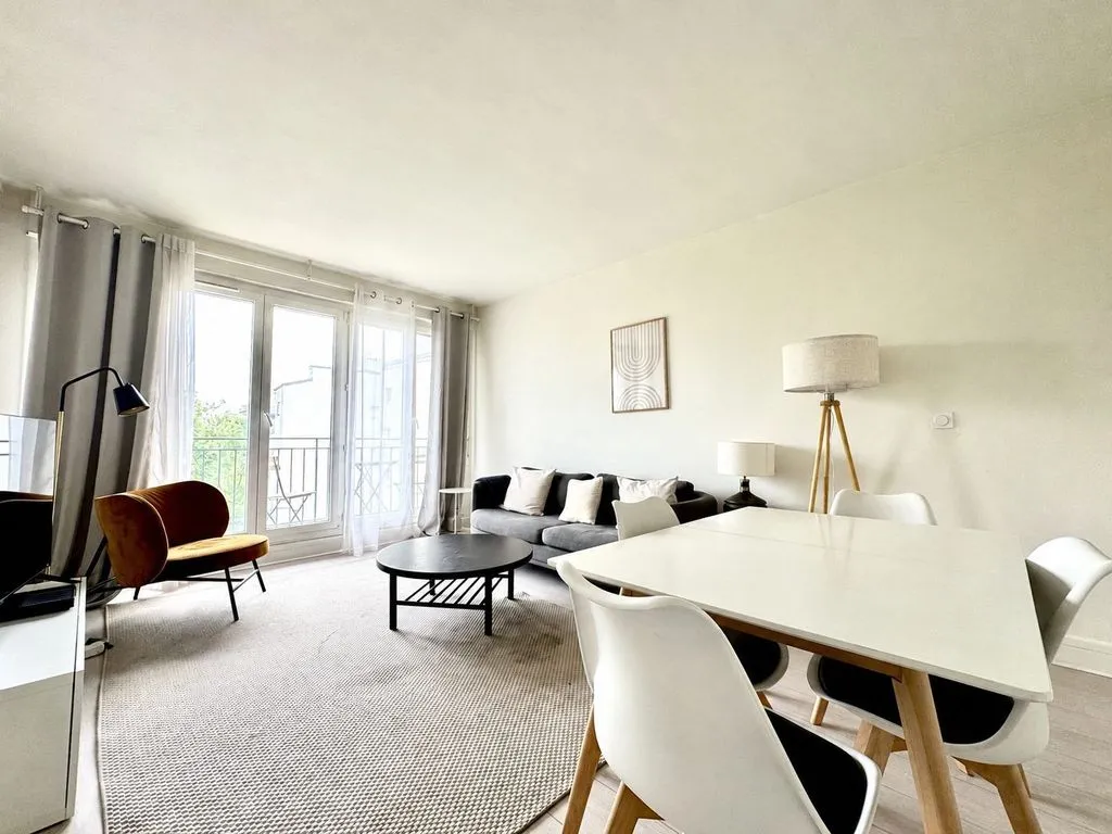 Elutuba - Luxury 3-Bed Flat with Balcony in Paris