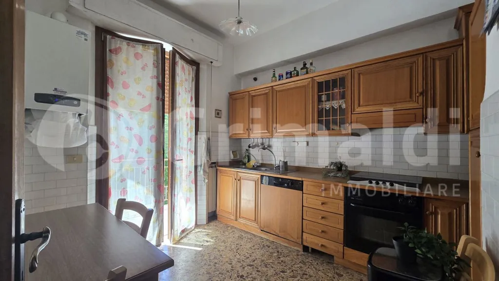 Köök - Restored Apartment with Balcony in Siena
