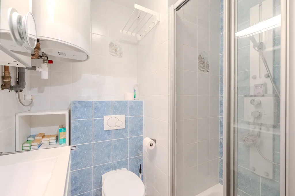 Bagni - Bright Studio with Terrace in Middelkerke