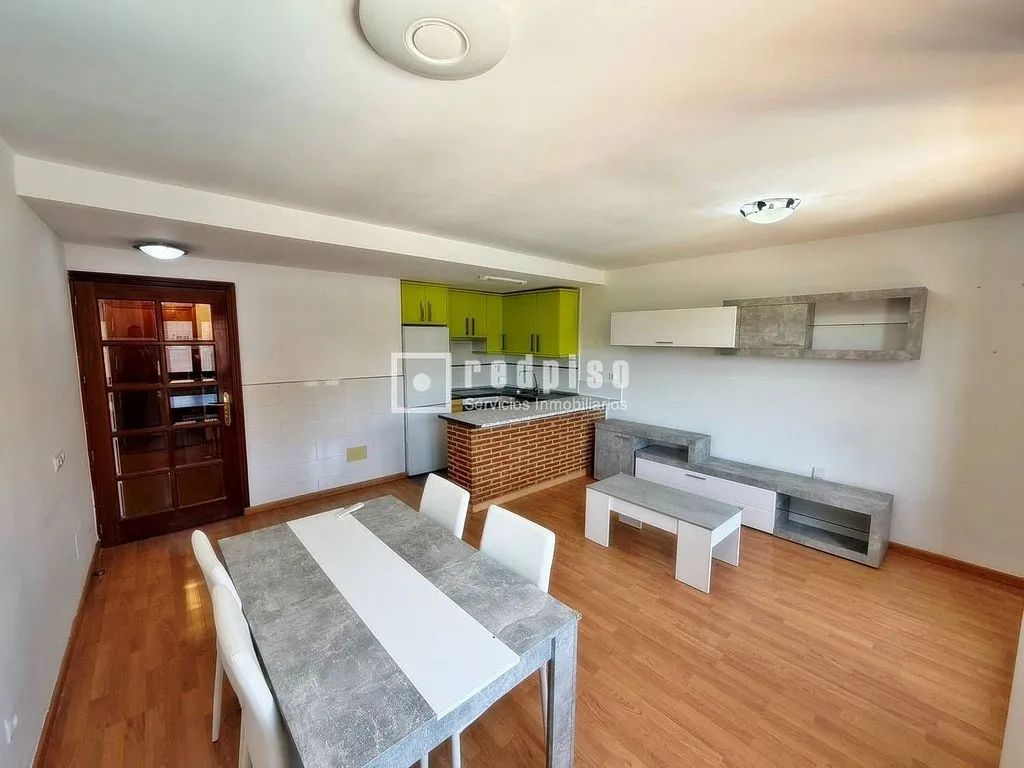 Söögituba - Apartment with Pool in Fontanar