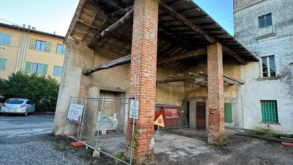 Aed - Rustico with Parking in Montirone