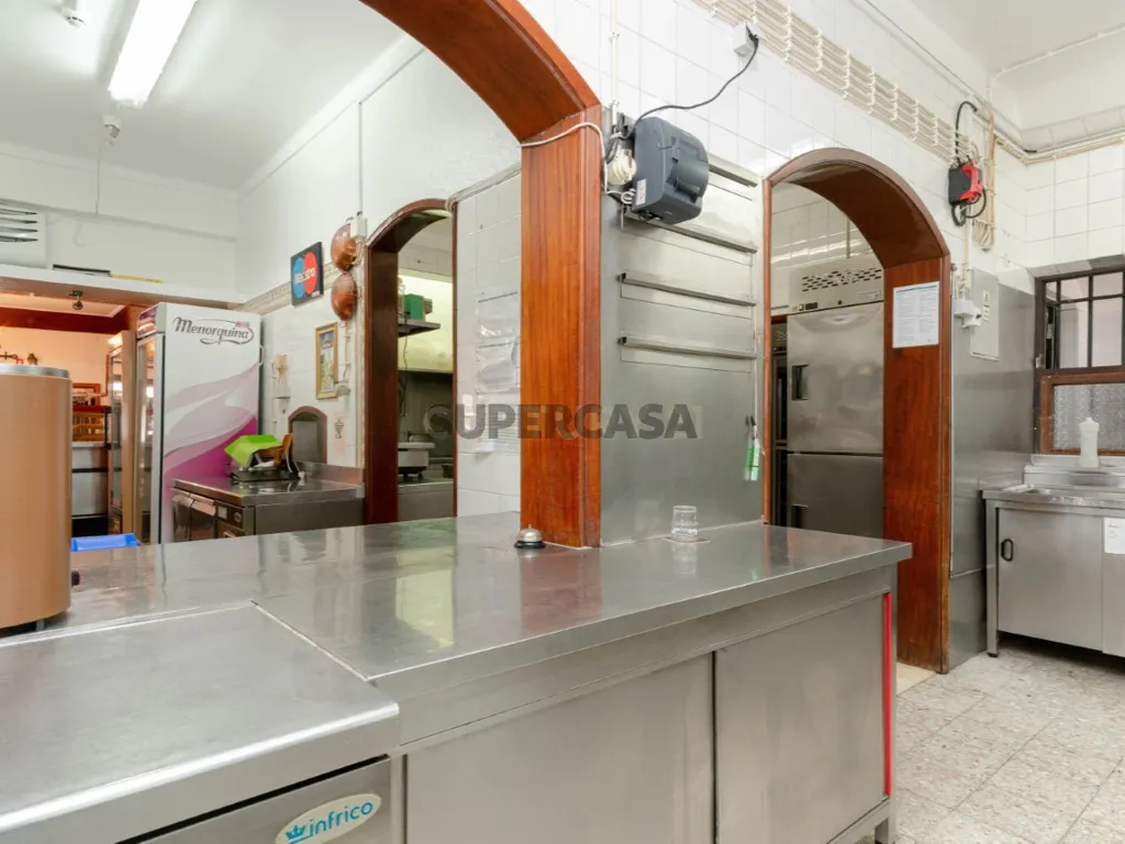 Cuisine - Luxury House with Restaurant in Albufeira