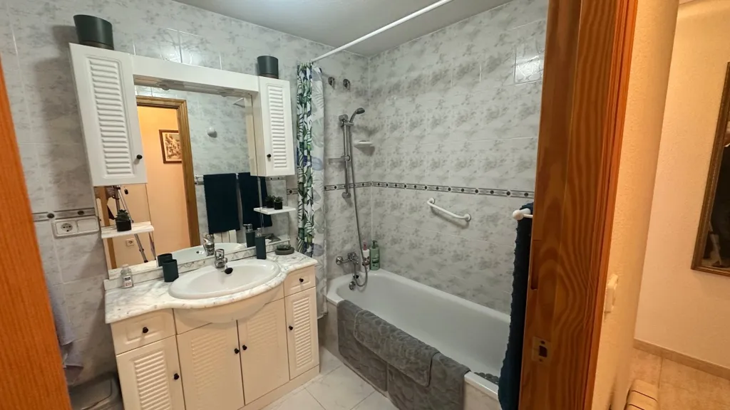Salles de bain - Penthouse with Private Pool in Albir