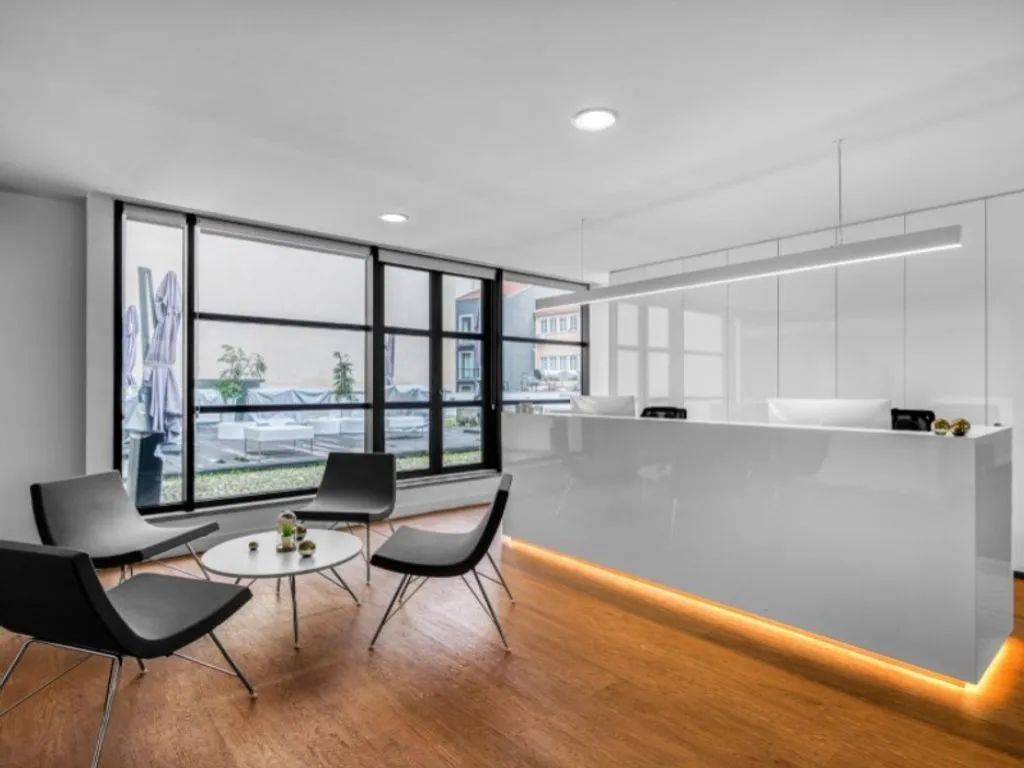 Bureau - Office Space with Flexible Options on Avenida da Liberdade, Lisbon