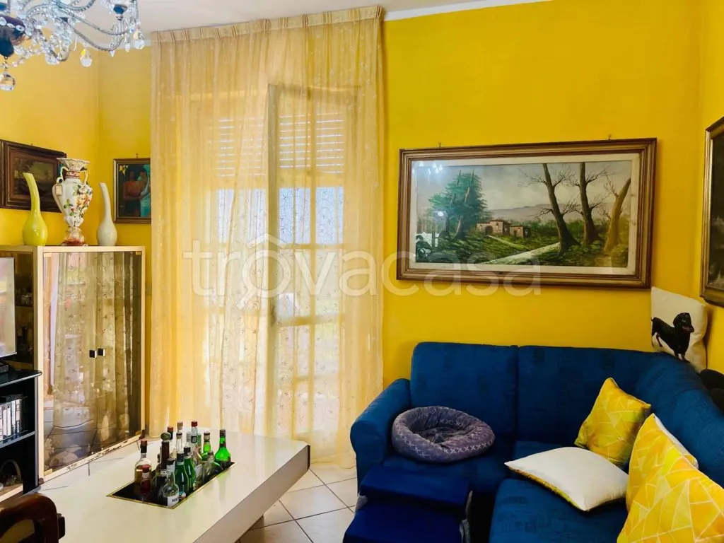 Séjour - Villa with Private Garden in Costigliole Saluzzo