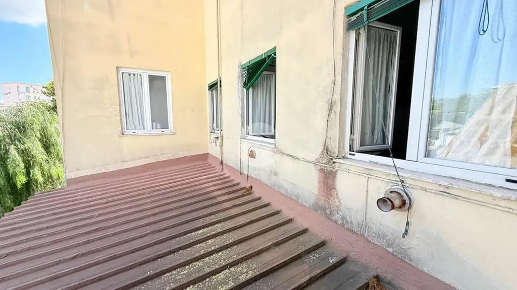 Balcon - Quadrilocale with Balcony in Santa Croce, Naples