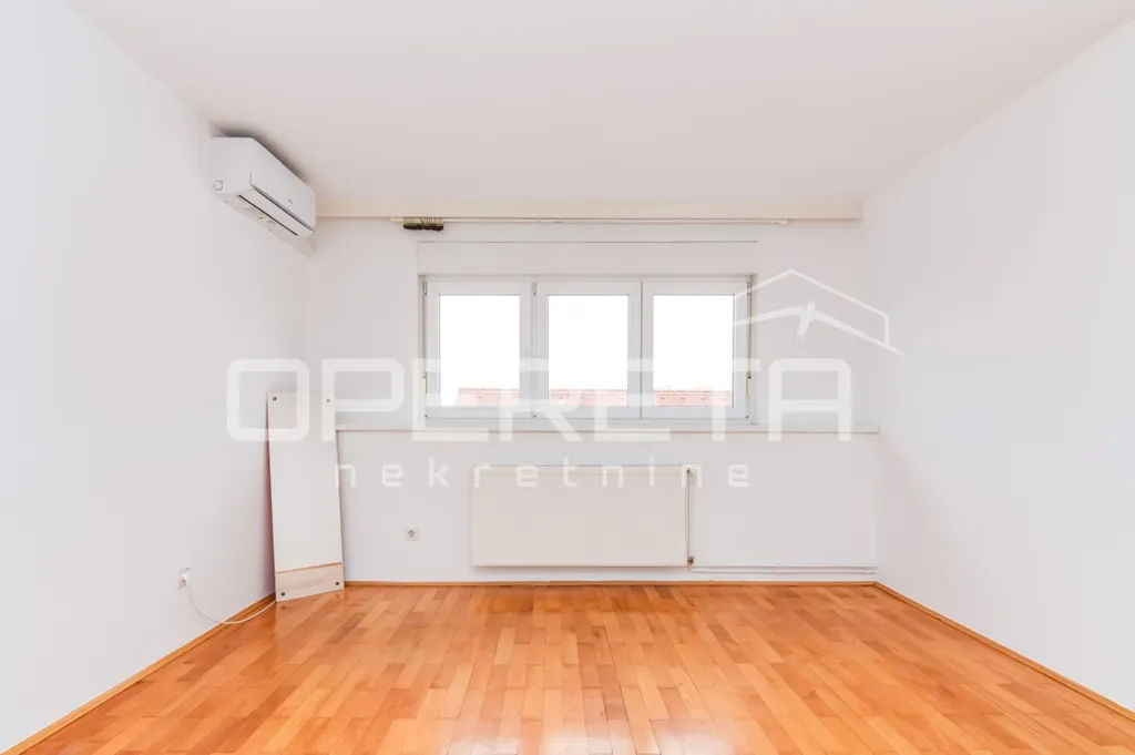 Toad - Apartment with Elevator in Central Zagreb
