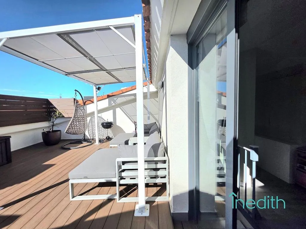 Terrasse - Duplex Apartment with Pool in Central Castelldefels