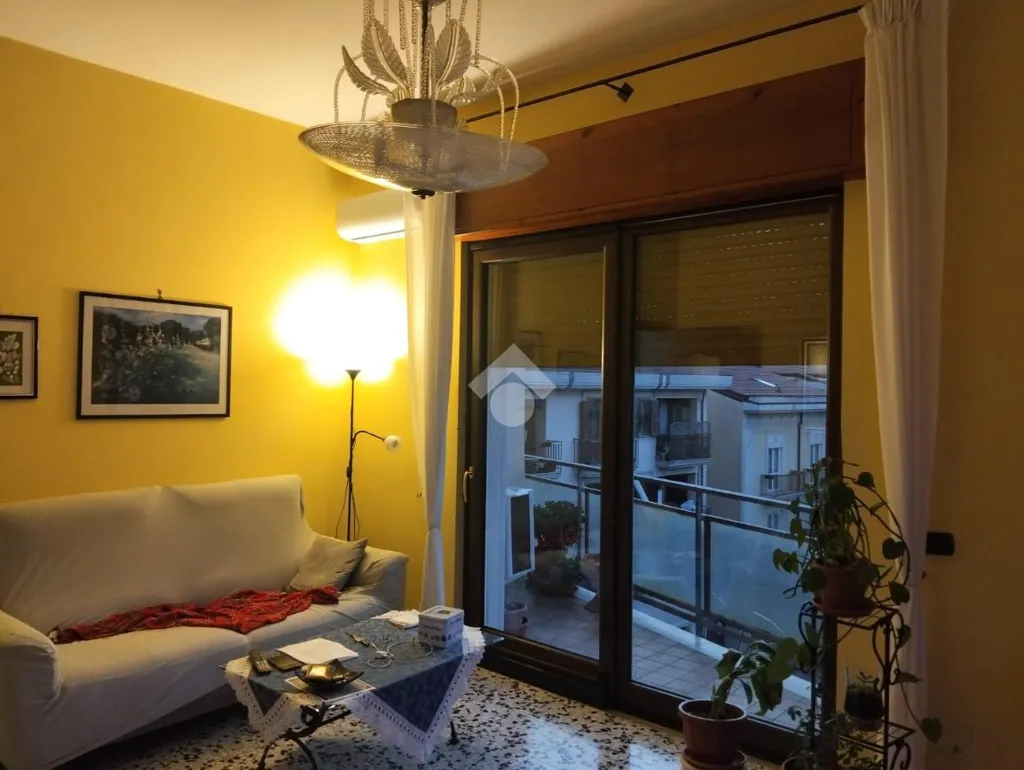Elutuba - Apartment with Balcony in Avellino