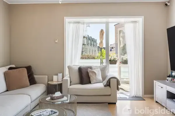 Elutuba - 2-Bed Apartment with Terrace in Valby