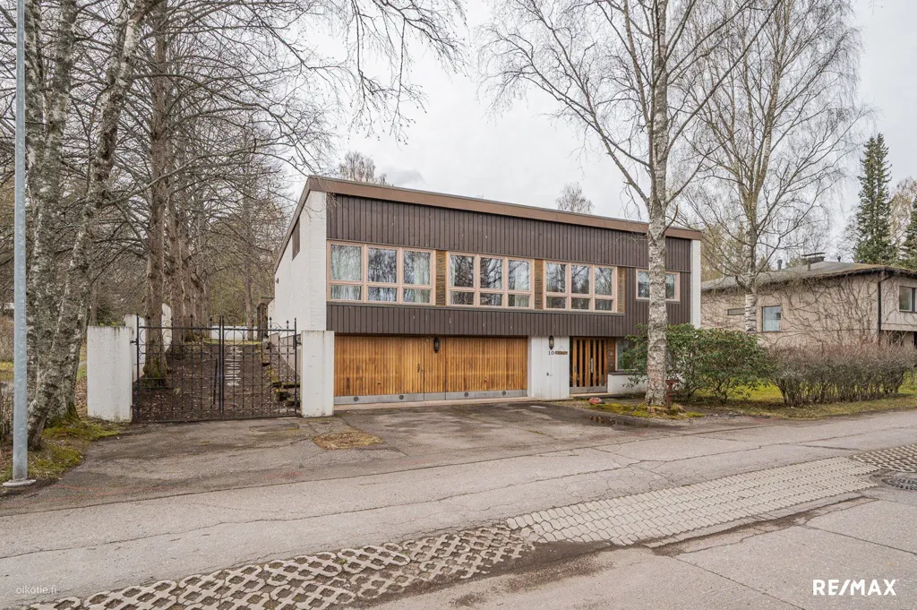 Extérieur - 60s Architectural House with Pool in Jalkaranta, Lahti