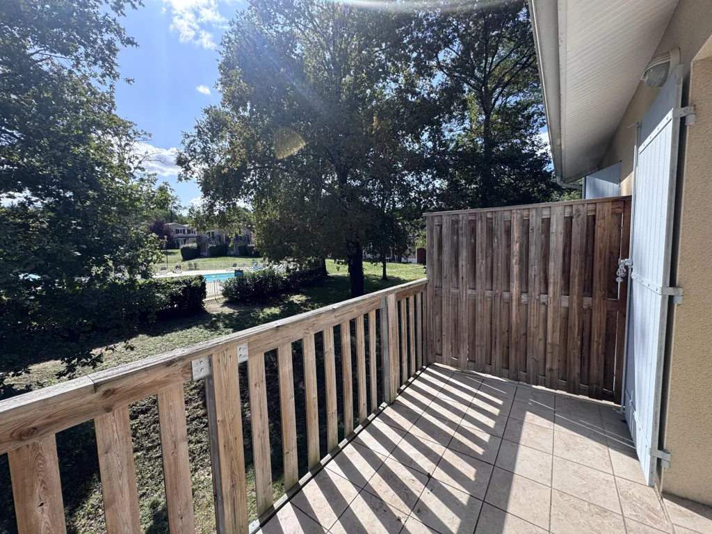 Rõdu - Studio with Balcony and Pool in Golf d’Albret