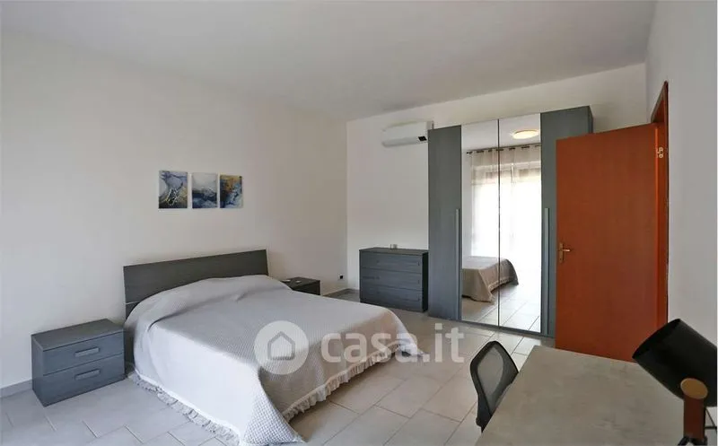Camere da letto - Monolocale con balcone nel centro di Castellanza