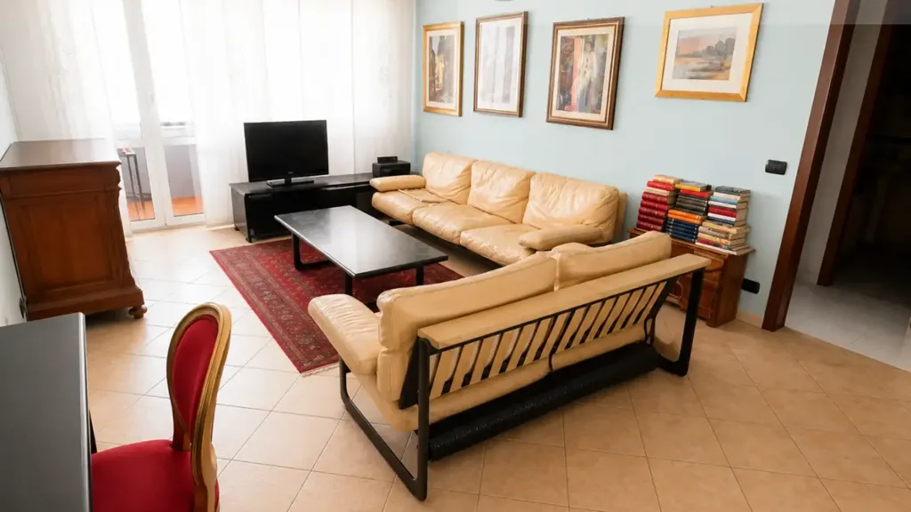 Séjour - Apartment with Veranda Terrace in Piacenza